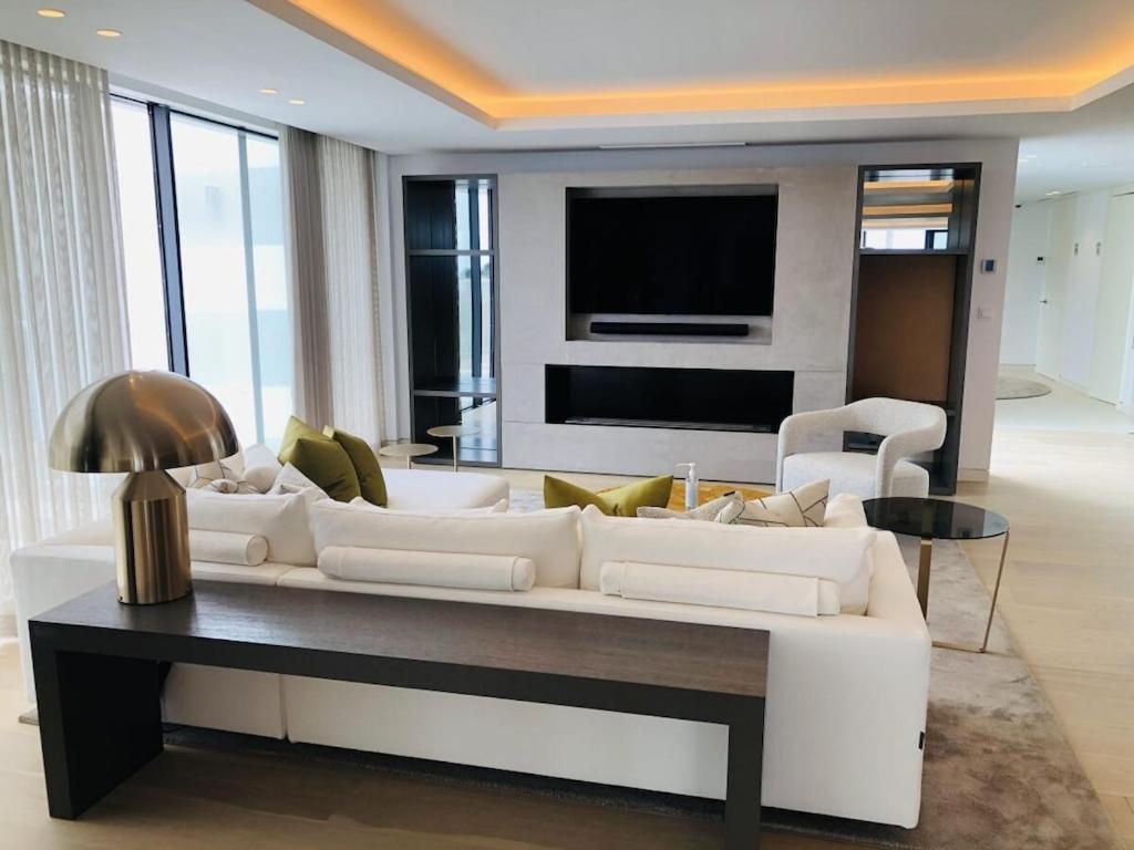 Ojén Palo Alto Luxury 2 Bedroom Apartment מראה חיצוני תמונה